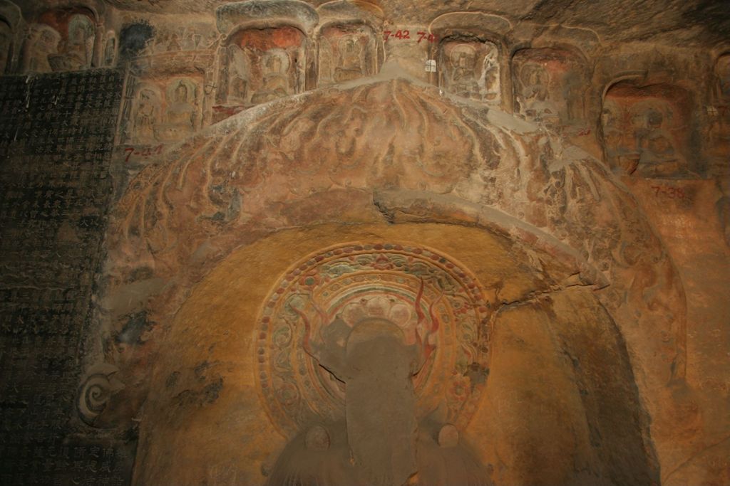 Miniature of Northern Xiangtangshan, South Cave, north vestibule