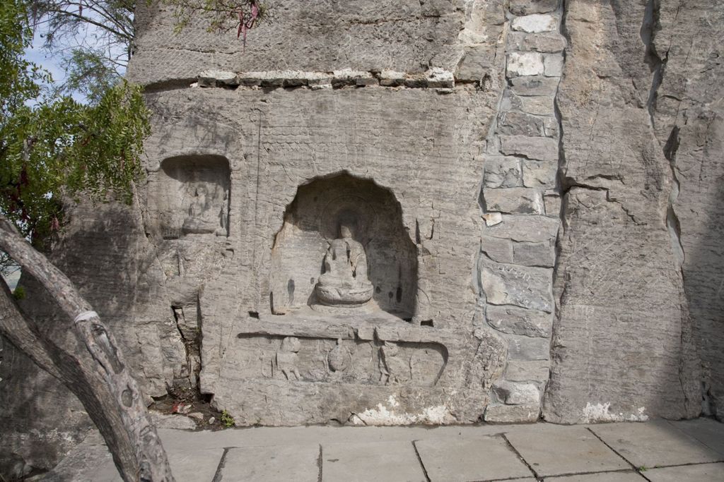 Miniature of Northern Xiangtangshan, South Cave, courtyard