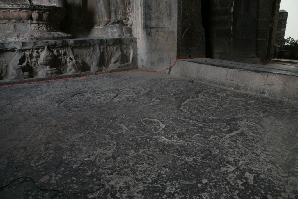 Miniature of Northern Xiangtangshan, South Cave, west wall