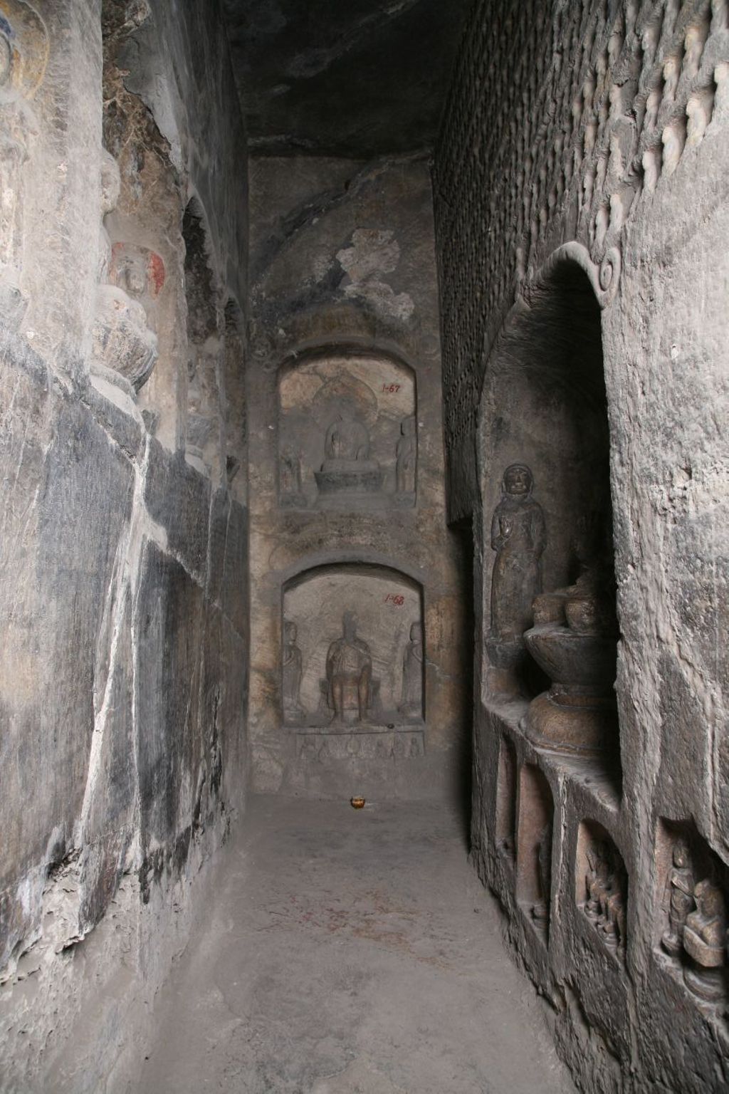 Miniature of Southern Xiangtangshan, Cave 1, interior, left side