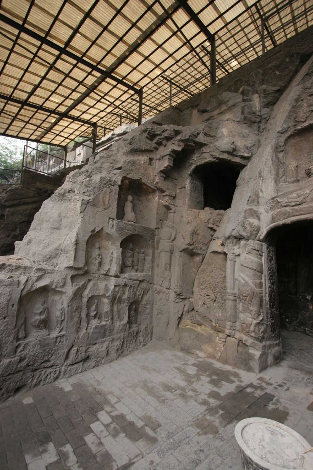 Miniature of Southern Xiangtangshan, Cave 1, exterior