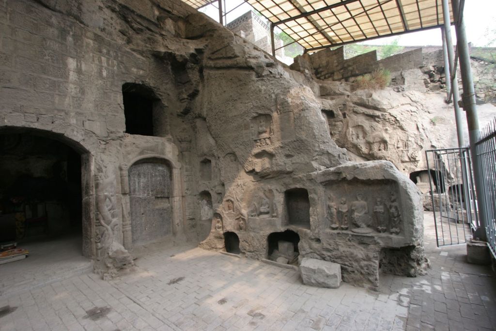 Miniature of Southern Xiangtangshan, Cave 2, exterior