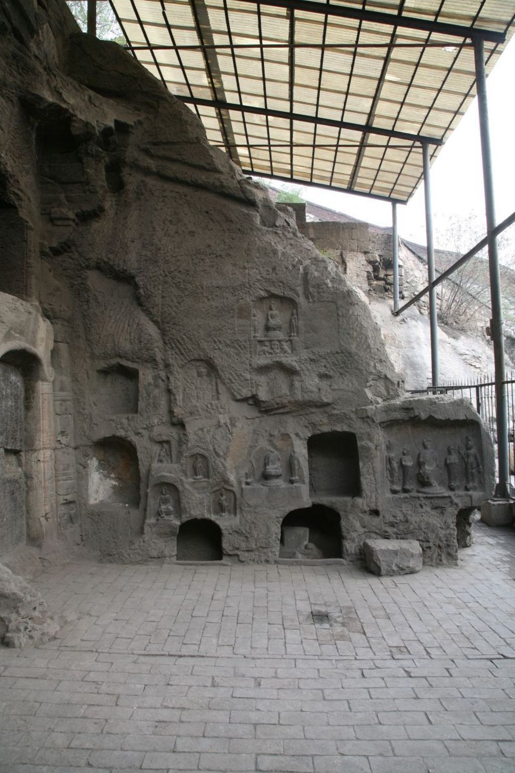 Miniature of Southern Xiangtangshan, Cave 2, exterior