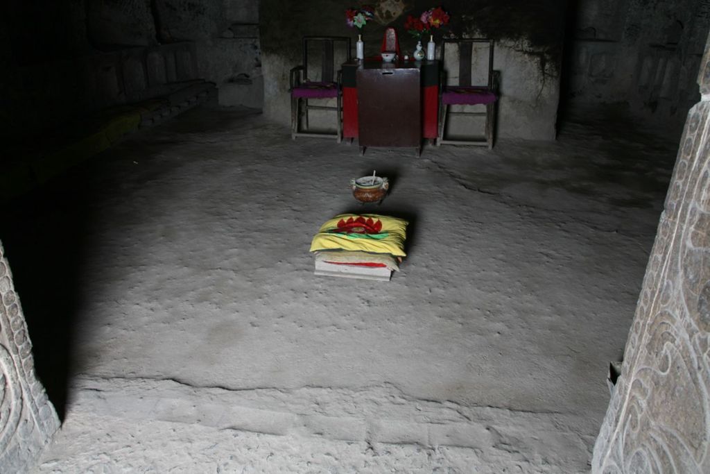 Miniature of Southern Xiangtangshan, Cave 2, floor