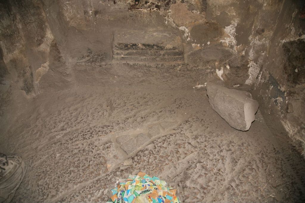 Miniature of Southern Xiangtangshan, Cave 3, floor