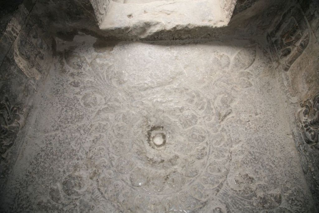 Miniature of Southern Xiangtangshan, Cave 5, floor