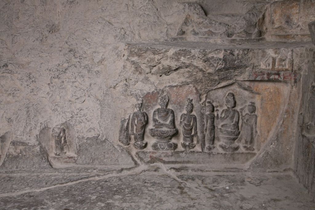 Miniature of Southern Xiangtangshan, Cave 6, altar base figures