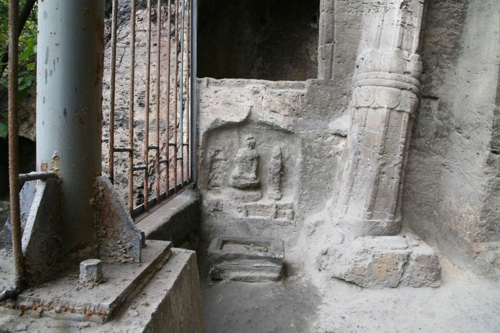 Miniature of Southern Xiangtangshan, Cave 7, exterior