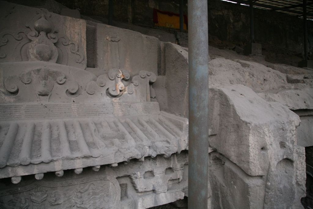 Miniature of Southern Xiangtangshan, Cave 7, exterior