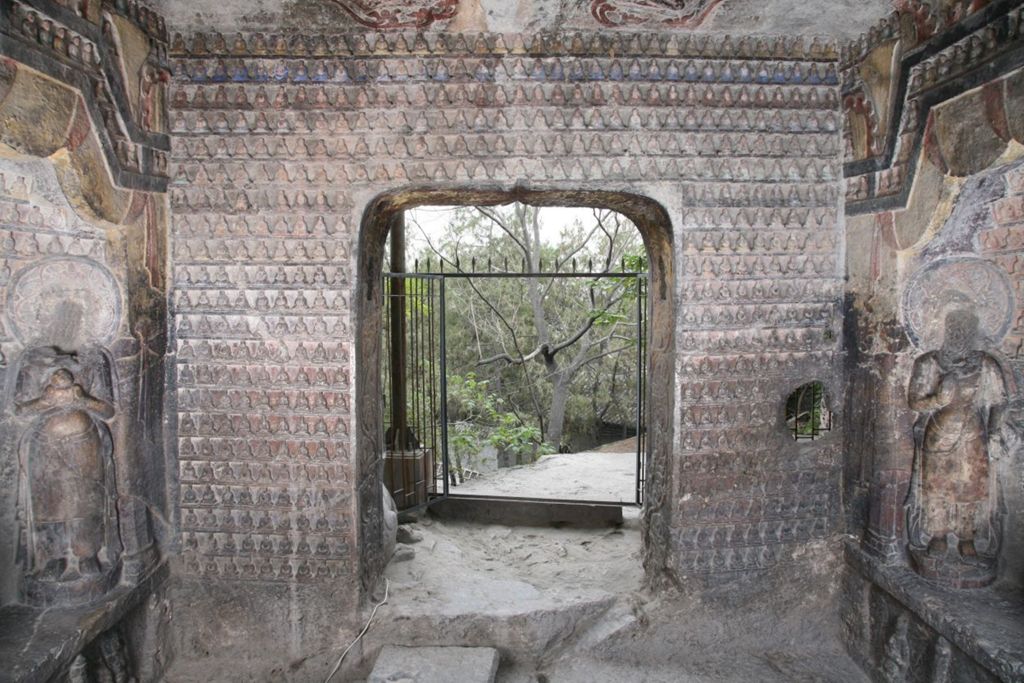 Miniature of Southern Xiangtangshan, Cave 7, walls