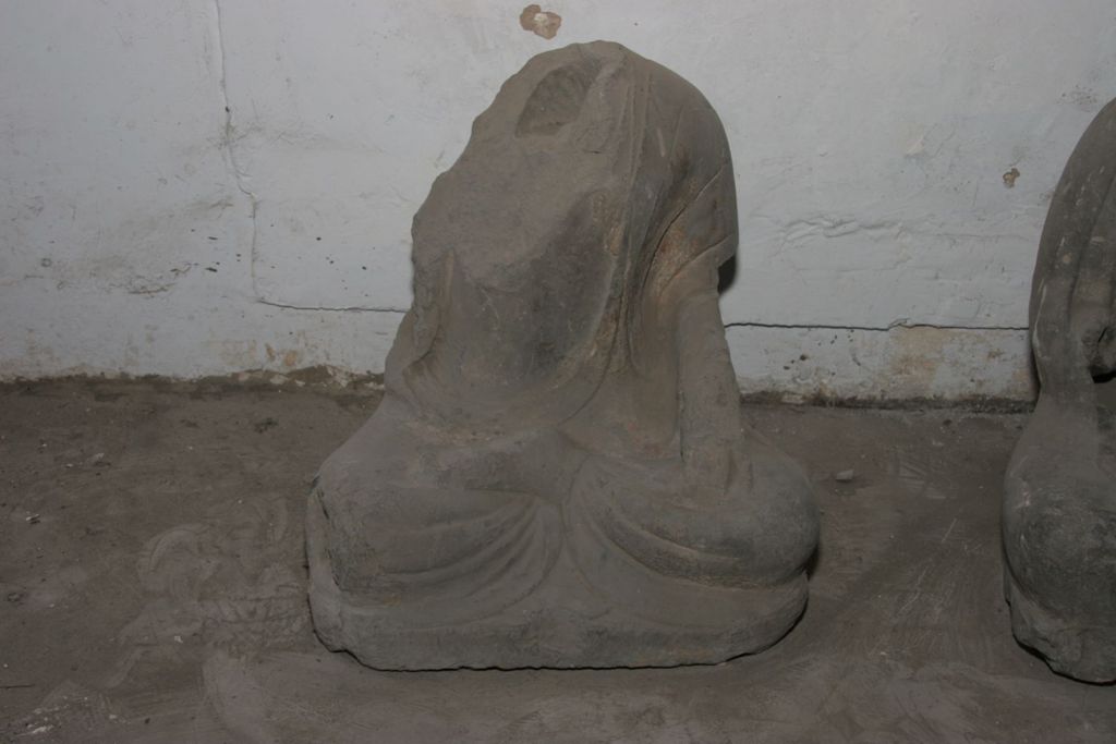 Miniature of Southern Xiangtangshan, seated buddha