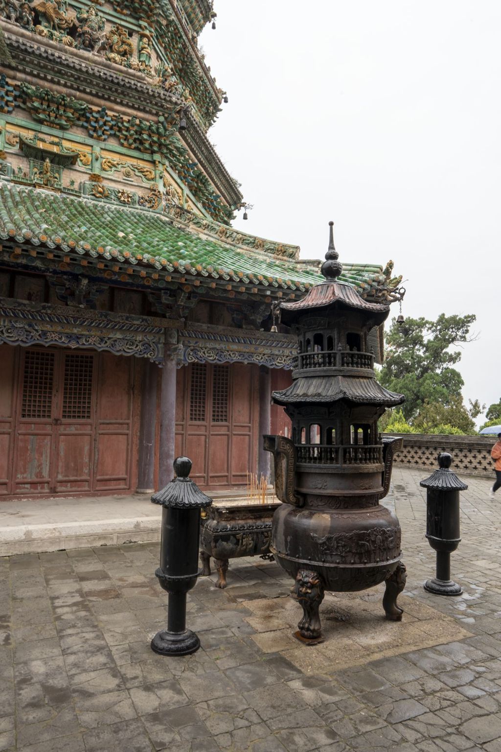Miniature of Upper Guangsheng Temple, Flying Rainbow Tower (or Feihong Pagoda) and incense burner