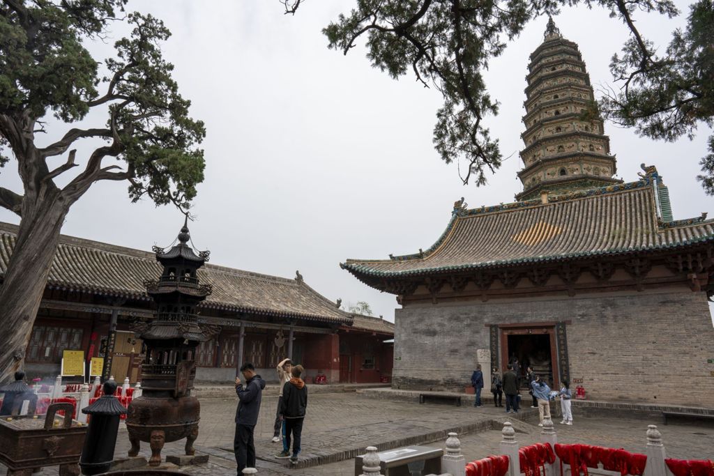 Miniature of Upper Guangsheng Temple, courtyard