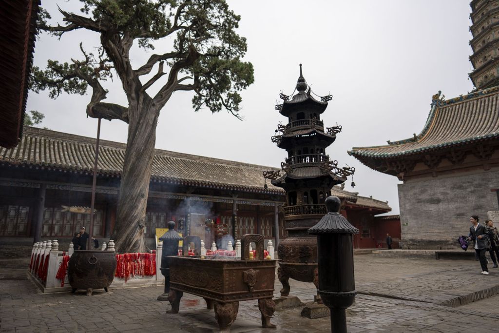 Miniature of Upper Guangsheng Temple, courtyard
