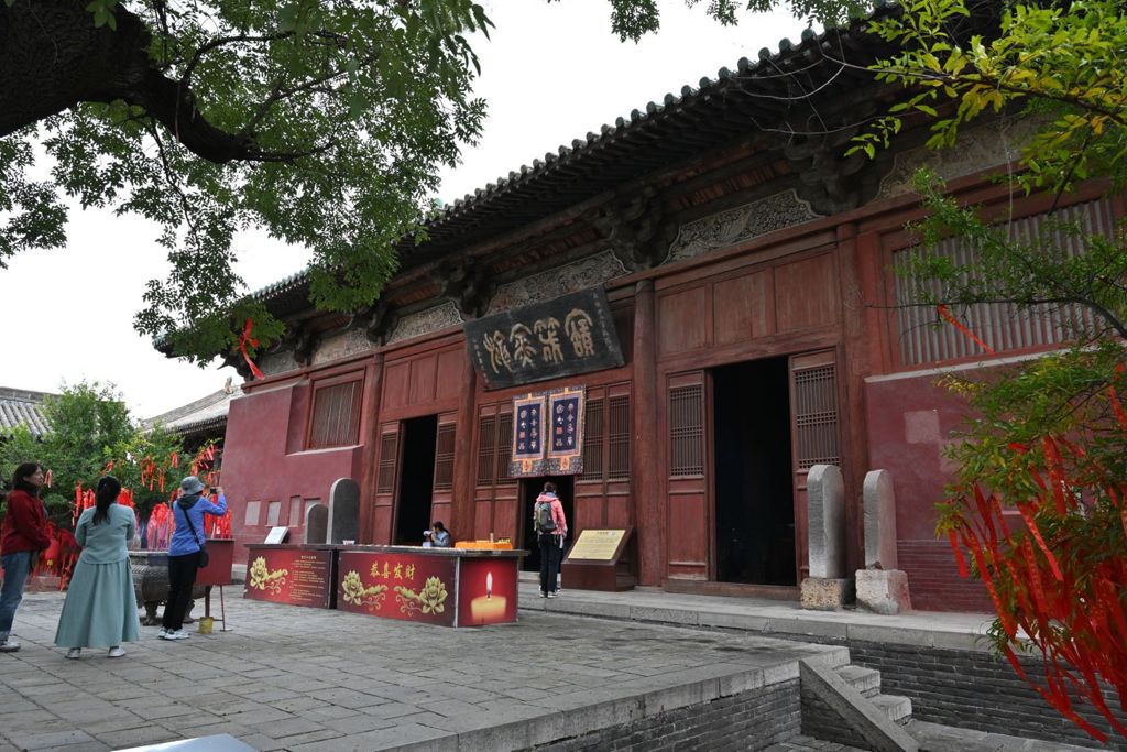 Miniature of Lower Guangsheng Temple, back hall (or Daxiong Bodian), façade