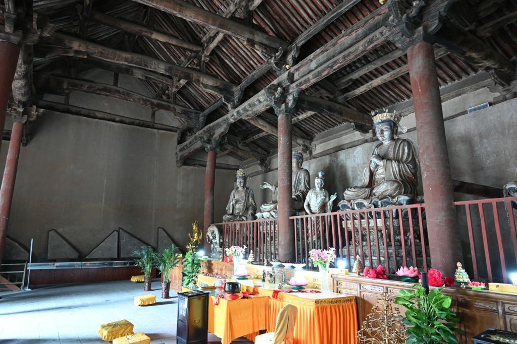 Miniature of Lower Guangsheng Temple, back hall (or Daxiong Bodian), west wall and Buddha Triad