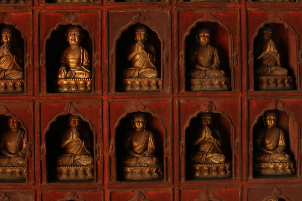 Miniature of Wanfo Pavilion (Wanfoge, Ten Thousand Buddhas Pavilion), small Buddha shrines