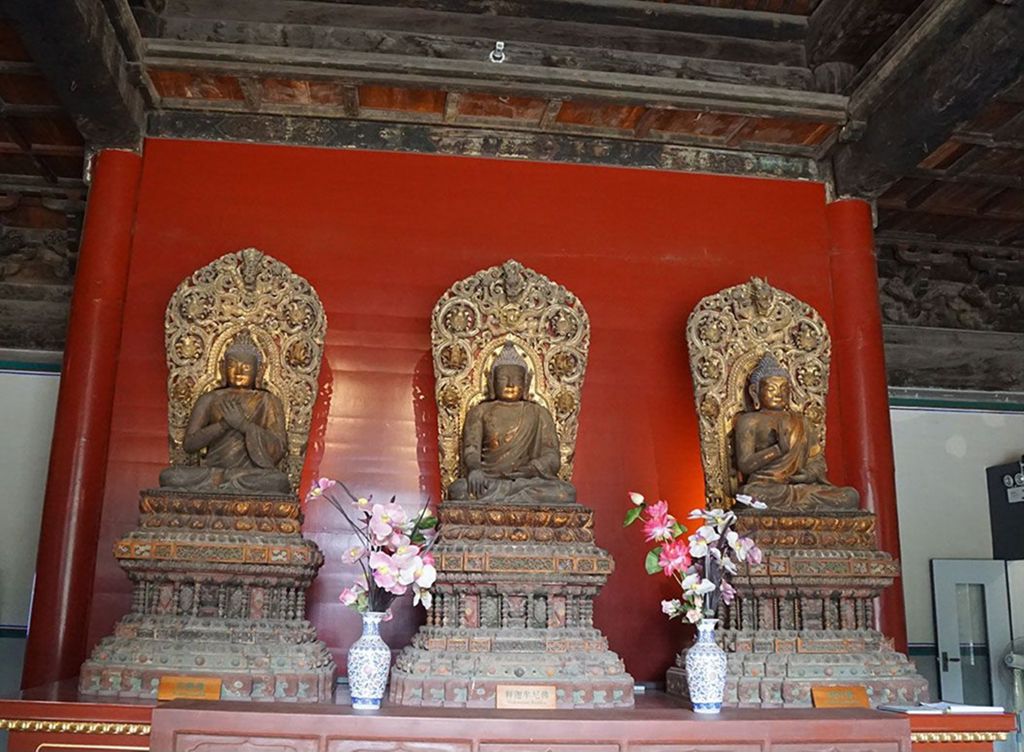 Miniature of Buddha Triad from Zhihua Hall (Zhihuadian, Hall of Transforming Wisdom), front