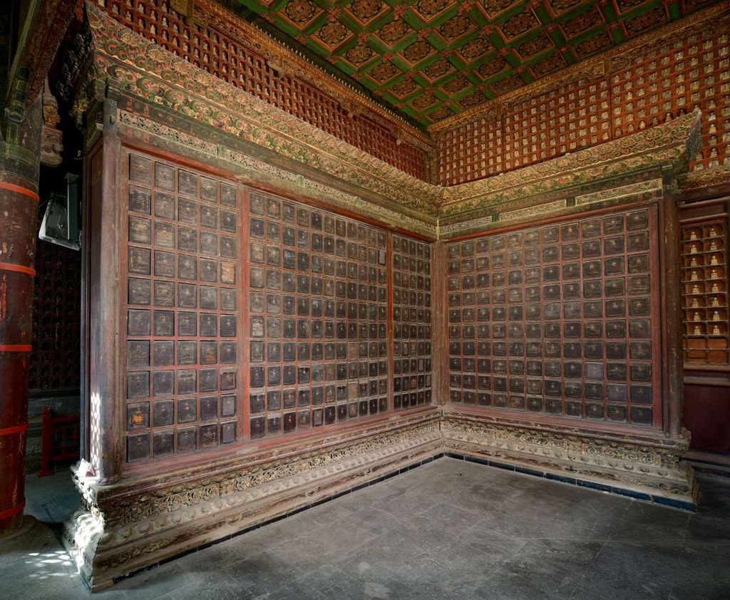 Miniature of Rulai Hall (Rulaidian, Tathagatha Hall or Shakyamuni Hall), scripture cabinets