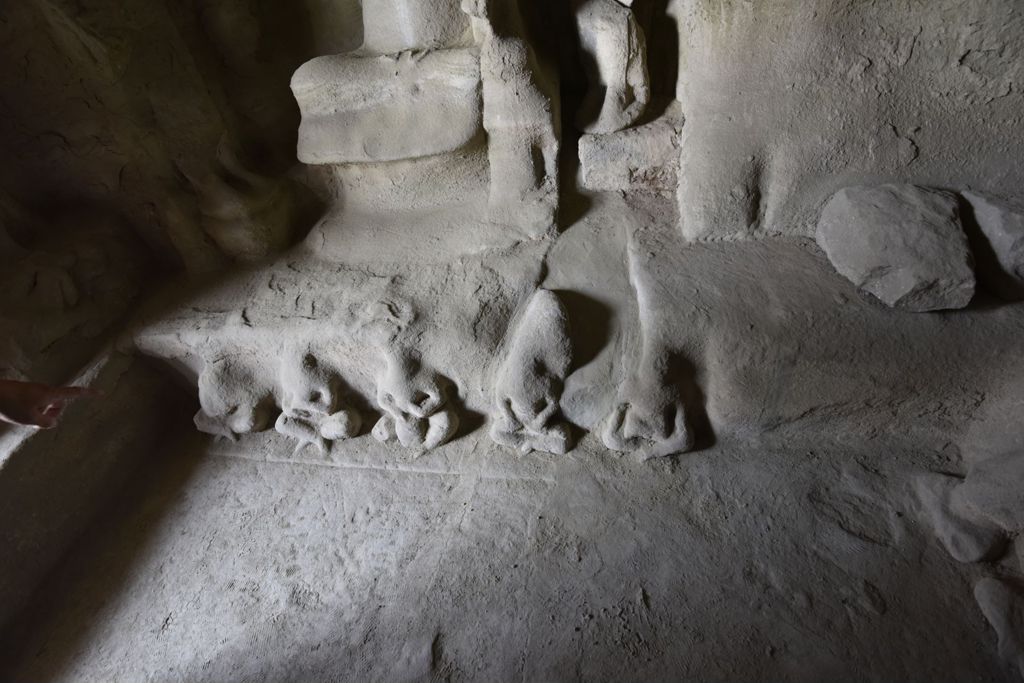 Miniature of Cave 10