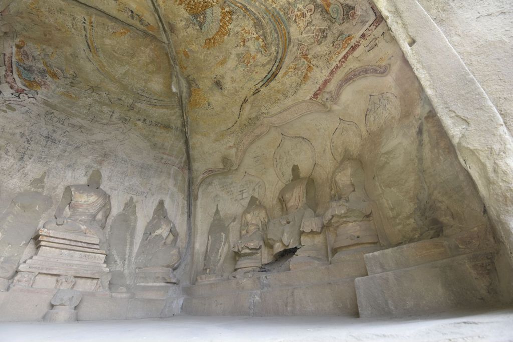 Miniature of Cave 18