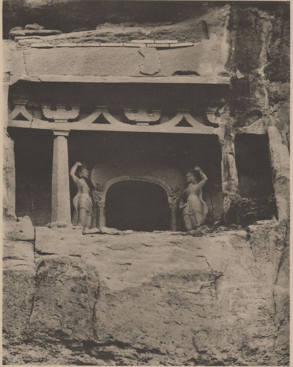 Miniature of Cave 16