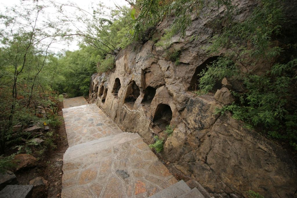 Miniature of Northern Xiangtangshan, natural landscapes