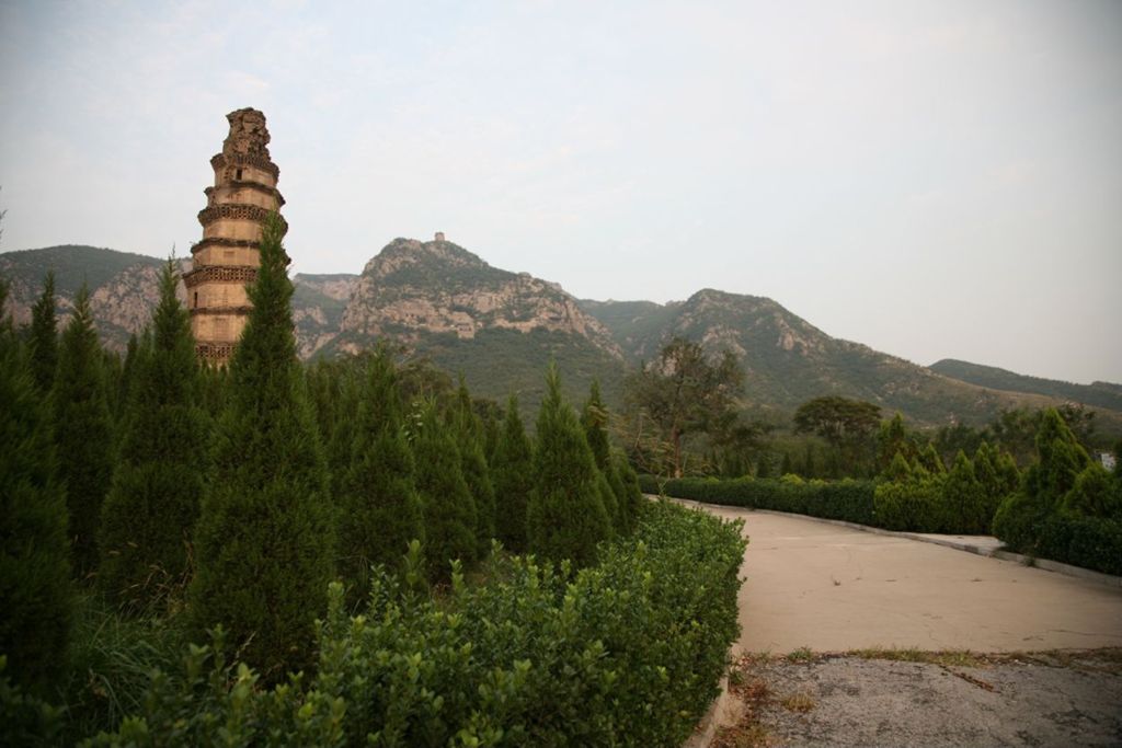 Miniature of Northern Xiangtangshan, natural landscapes
