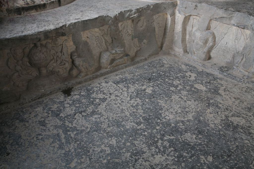 Miniature of Northern Xiangtangshan, South Cave, east wall