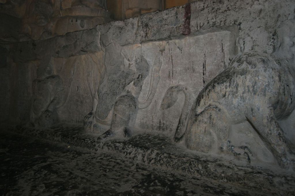 Miniature of Northern Xiangtangshan, South Cave, east wall