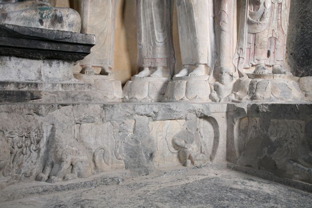 Miniature of Northern Xiangtangshan, South Cave, east wall